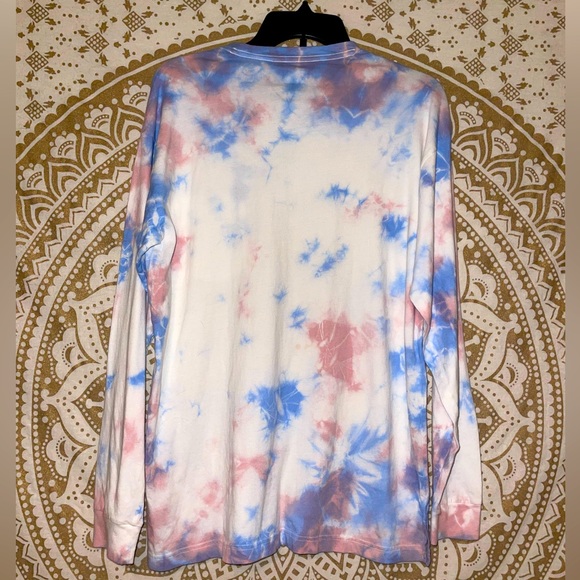 ✨HP✨ NWT “PINK” LADIES TIE-DYED LONG SLEEVED SHIRT WITH FRONT POCKET, SIZE SMALL - Picture 6 of 7